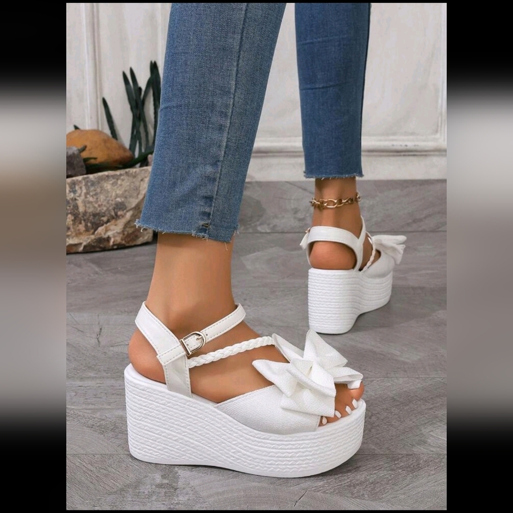 SHEIN White Bow Platform Sandals